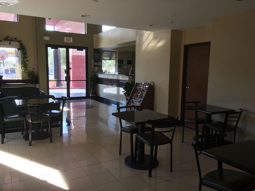Days Inn By Wyndham Tucson Airport Drexel Heights Exterior foto
